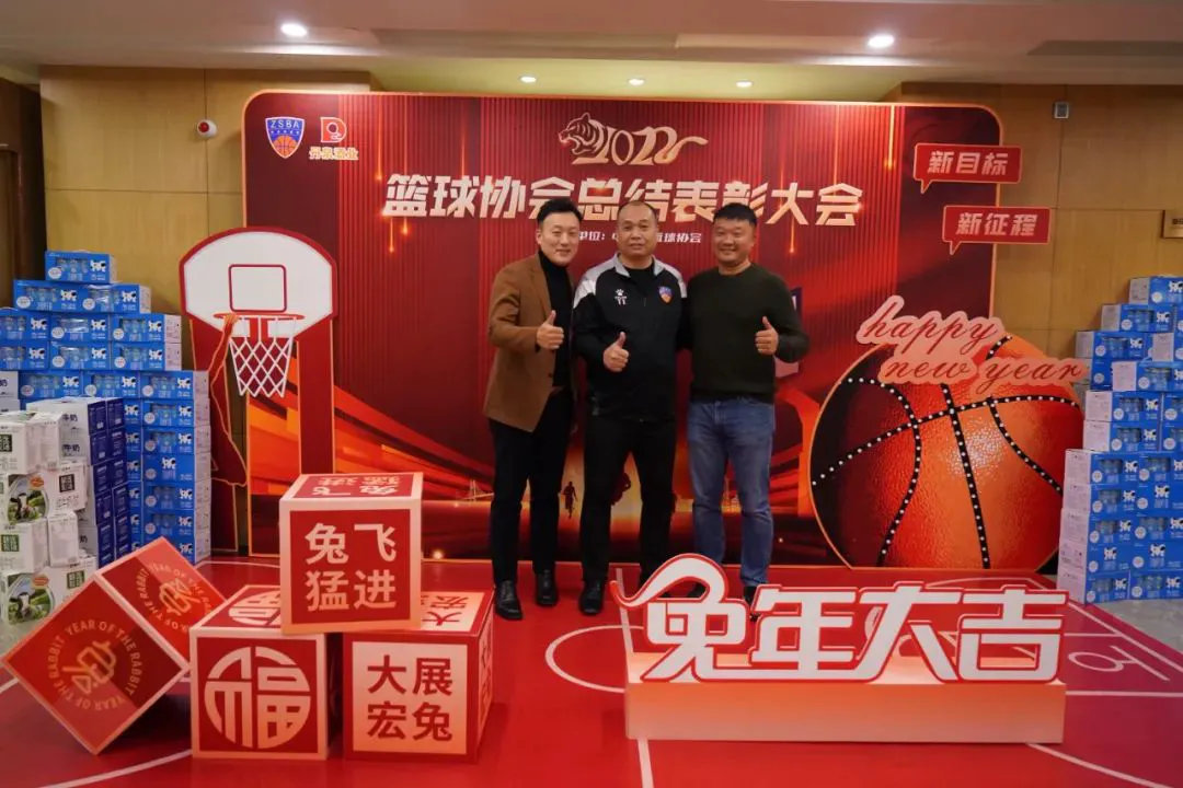 青少年篮球爱好者综合训练方案_2